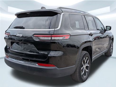 Used 2024 Jeep Grand Cherokee L Limited w/ Luxury Tech Group II image 5
