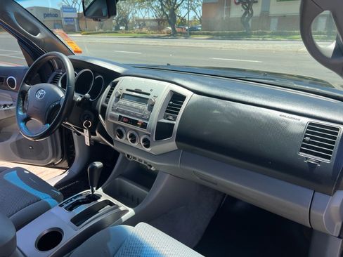 Used 2011 Toyota Tacoma PreRunner w/ TRD Off-Road Pkg w/JBL Audio RWD image 35