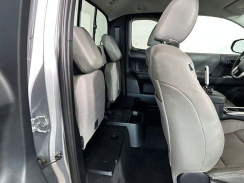 Used 2021 Toyota Tacoma SR5 w/ SR5 Appearance Package (SM) image 44