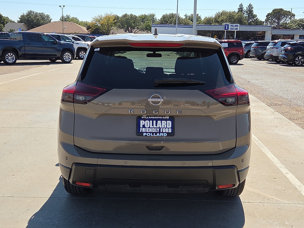 Used 2025 Nissan Rogue SV FWD image 4