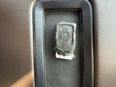 Used 2015 Chevrolet Tahoe LT image 22