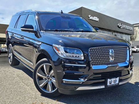 Used 2019 Lincoln Navigator Reserve AWD/4WD image 1