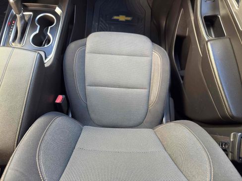 Used 2019 Chevrolet Traverse LT image 28