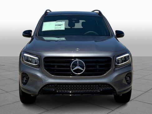 New 2025 Mercedes-Benz GLB 250 image 3