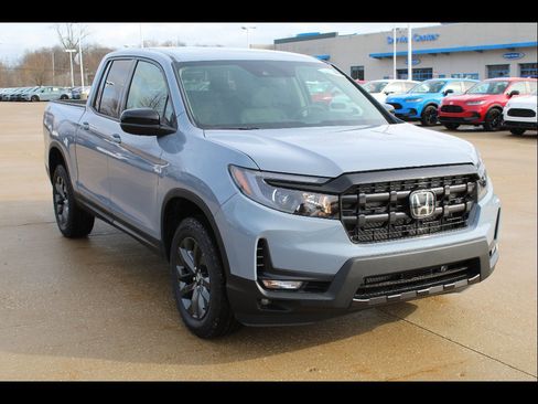 New 2026 Honda Ridgeline Sport image 2