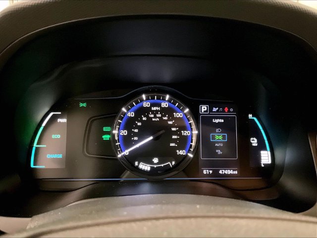 Used 2019 Hyundai Ioniq Plug-In Hybrid FWD image 19