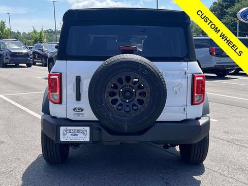 New 2025 Ford Bronco 4-Door AWD/4WD image 3