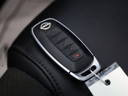 Used 2023 Nissan Pathfinder SL w/ SL Premium Package image 31