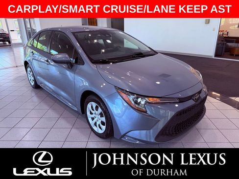 Used 2021 Toyota Corolla LE image 1