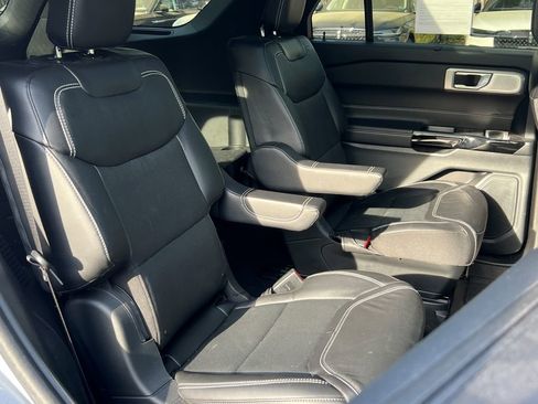 Used 2024 Ford Explorer ST w/ Equipment Group 401A AWD/4WD image 13