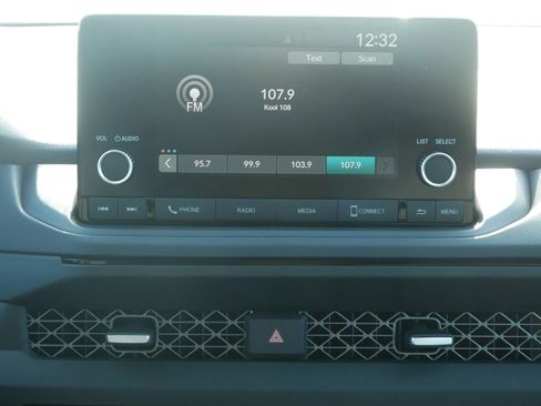 New 2025 Honda Accord SE image 8