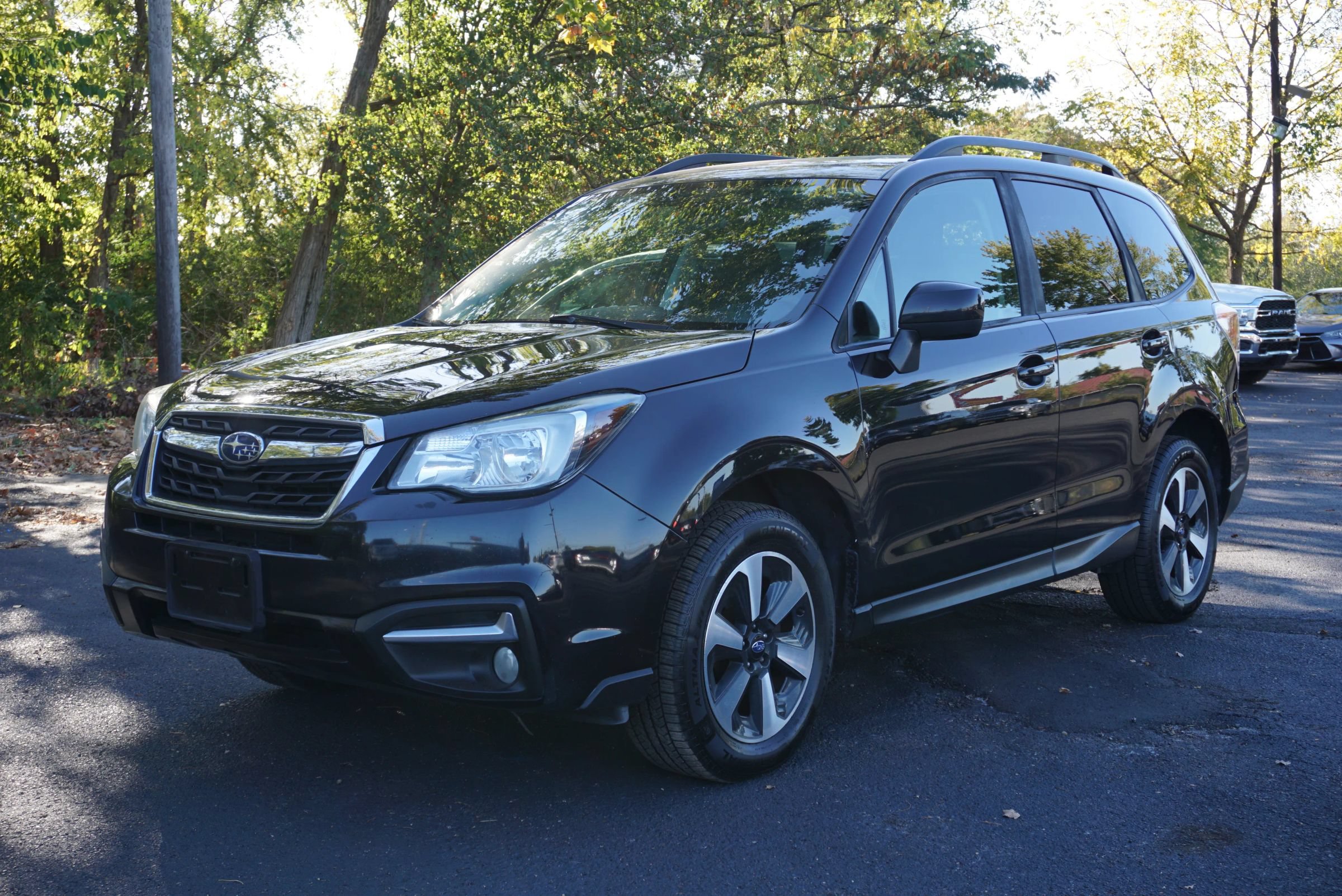 Used 2017 Subaru Forester 2.5i Premium w/ All-Weather Package AWD/4WD image 1