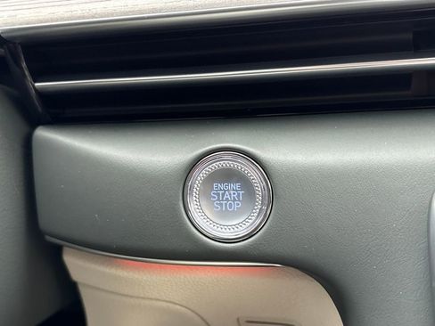 New 2026 Genesis GV80 2.5T Select image 18