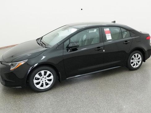 New 2026 Toyota Corolla LE image 7