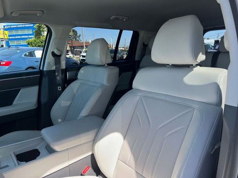 Used 2025 Hyundai Santa Fe SEL image 38