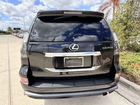 Certified 2023 Lexus GX 460 Premium w/ Accessory Package image 10