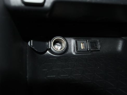 Used 2022 Toyota RAV4 LE image 14