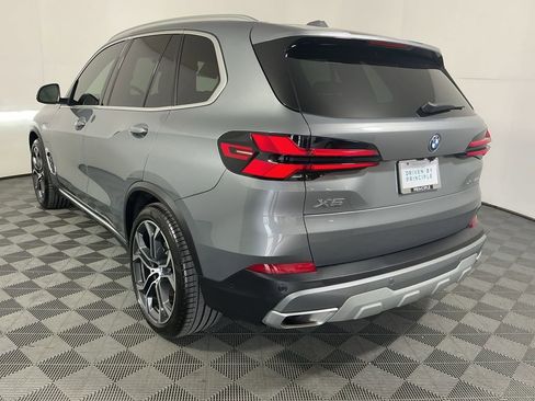 Certified 2025 BMW X5 xDrive50e w/ Premium Package image 7