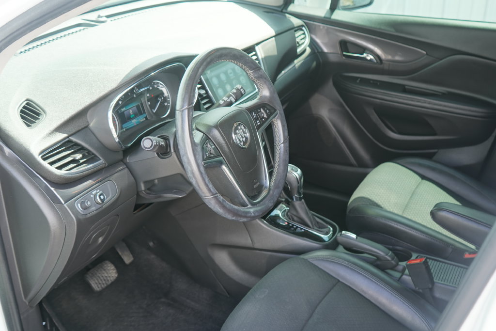 Used 2019 Buick Encore Preferred AWD/4WD image 11