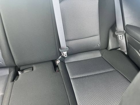 Used 2025 Kia Soul LX w/ LX Technology Package FWD image 37
