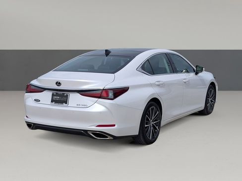 Used 2023 Lexus ES 350 w/ Premium Package FWD image 11