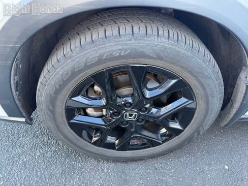 Used 2023 Honda HR-V Sport image 6