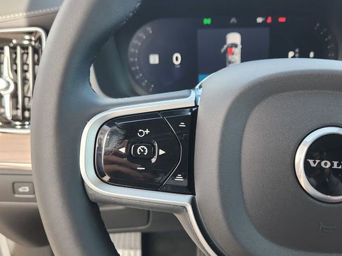 New 2026 Volvo XC90 B6 Core AWD/4WD image 16