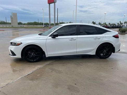 Used 2024 Honda Civic Sport image 4