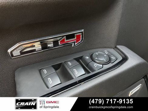 Used 2024 GMC Sierra 1500 AT4 w/ Technology Package AWD/4WD image 12