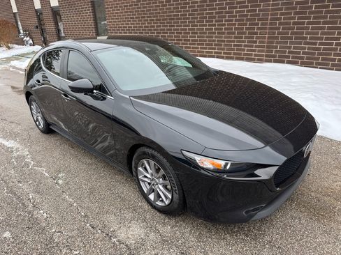 Used 2022 MAZDA MAZDA3 s image 20