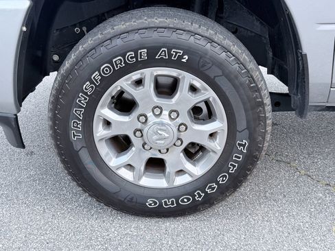 Used 2024 RAM 2500 Laramie w/ Safety Group AWD/4WD image 39