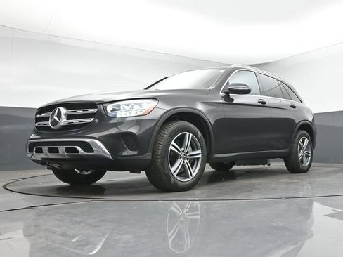 Used 2020 Mercedes-Benz GLC 300 image 13