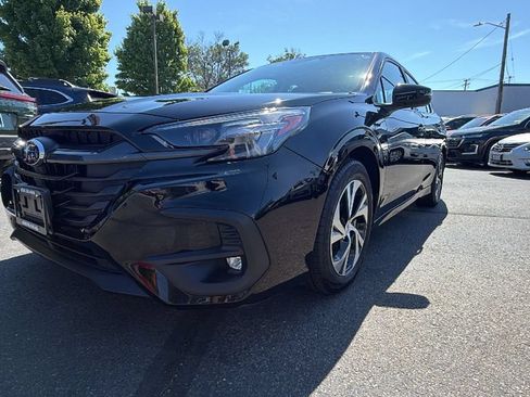 Used 2025 Subaru Legacy Premium AWD/4WD image 9