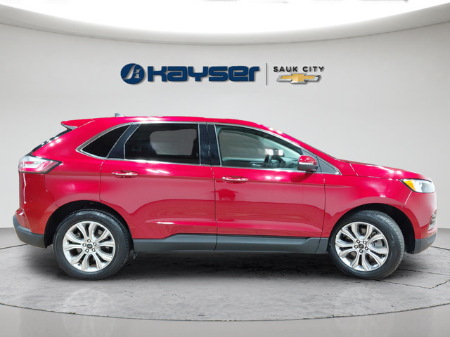 Used 2024 Ford Edge Titanium AWD/4WD image 8
