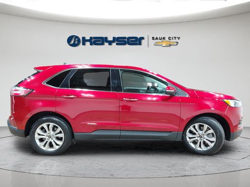 Used 2024 Ford Edge Titanium AWD/4WD image 8