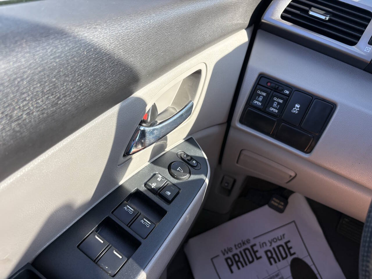 Used 2015 Honda Odyssey EX image 23
