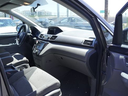 Used 2015 Honda Odyssey EX image 23