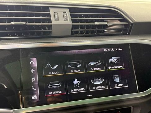 Used 2024 Audi Q3 2.0T Premium Plus w/ Premium Plus Package AWD/4WD image 19