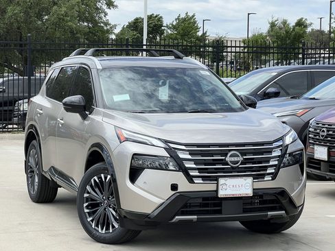 New 2026 Nissan Rogue Platinum w/ Platinum Premium Package AWD/4WD image 1