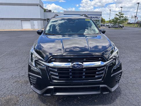 Certified 2025 Subaru Ascent Premium AWD/4WD image 8
