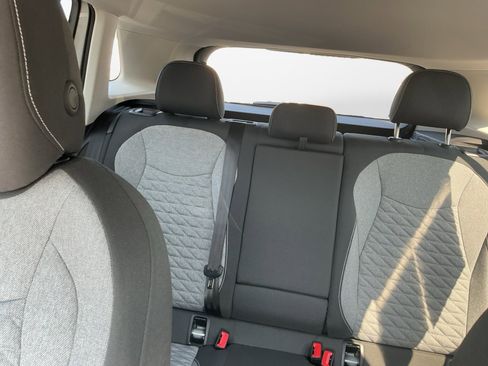 Certified 2025 Volkswagen Tiguan S w/ 18" Wheel Package image 15