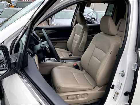 Used 2023 Honda Ridgeline RTL image 9
