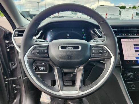 Used 2023 Jeep Grand Cherokee 4WD 4xe image 30