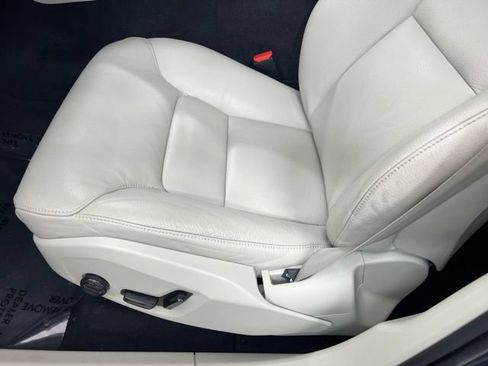 Used 2024 Volvo XC60 B5 Core w/ Protection Package Premier AWD/4WD image 14