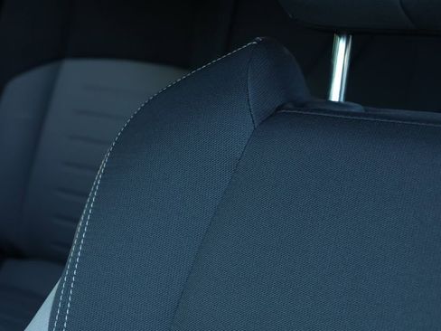 Used 2025 Toyota Tacoma TRD Off-Road image 23