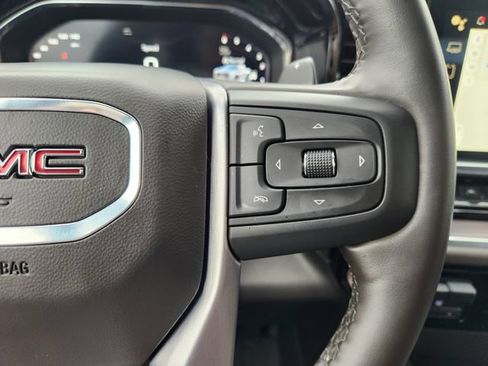 Used 2024 GMC Sierra 1500 SLT AWD/4WD image 31