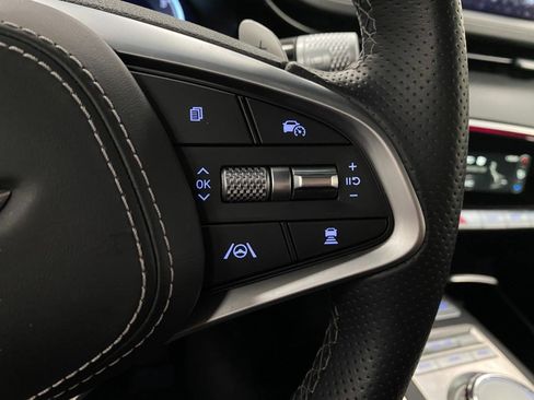 Used 2024 Genesis GV70 2.5T w/ Sport Prestige Package image 19