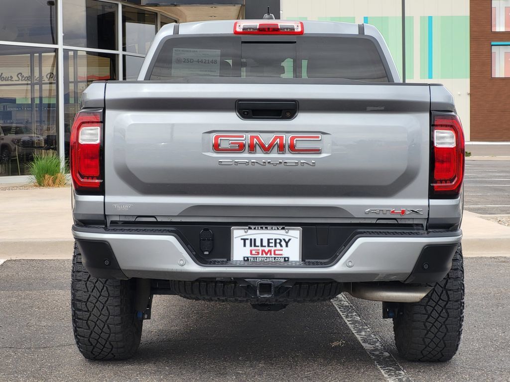 Used 2024 GMC Canyon AT4X AWD/4WD image 6
