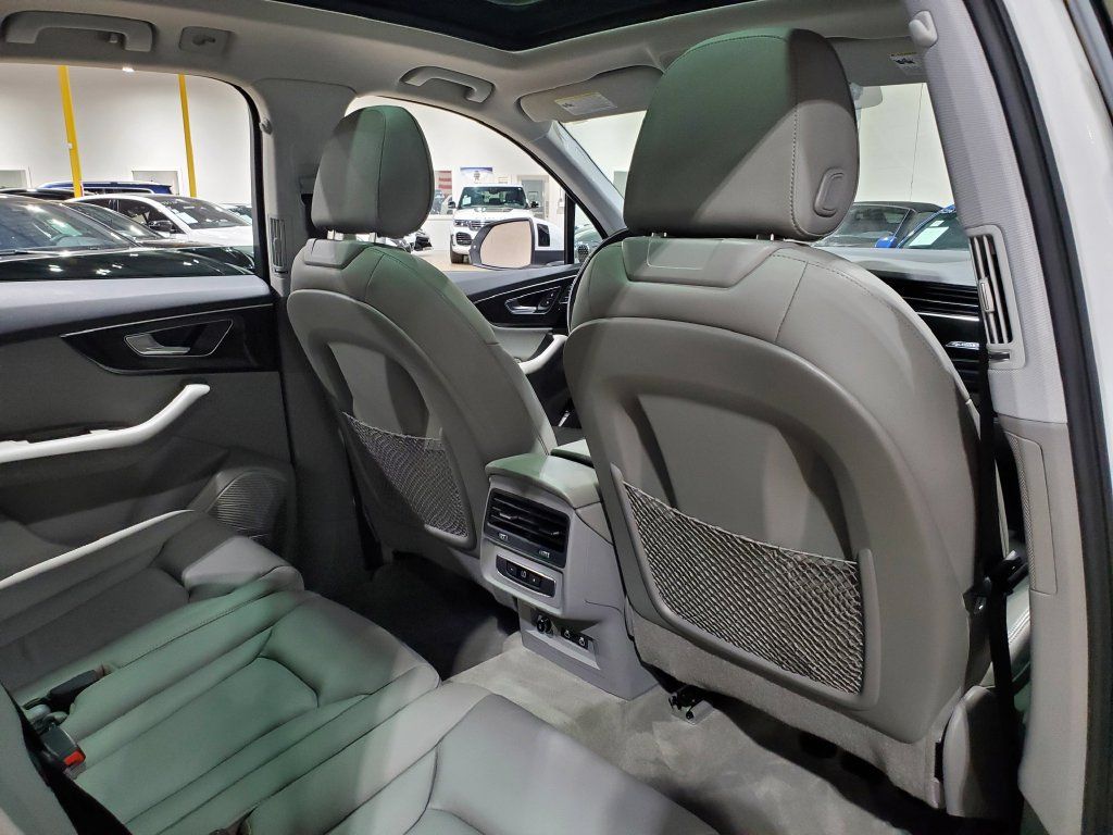 Used 2022 Audi Q7 3.0T Premium Plus AWD/4WD image 21