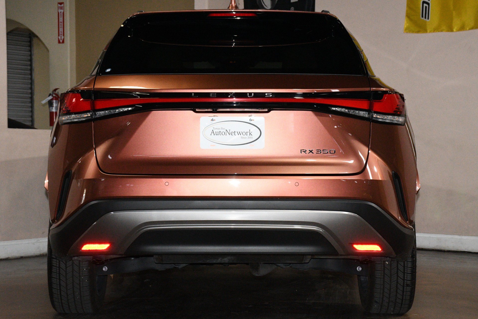 Used 2025 Lexus RX 350 Premium Plus w/ Convenience Package FWD image 2